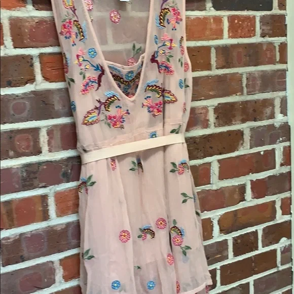 SUNDANCE DRESS - Picture 10 of 10